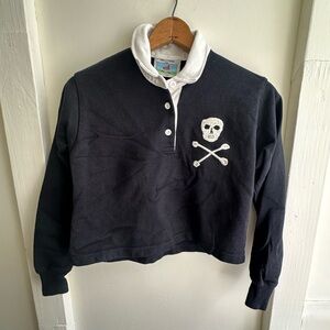Cropped Rowing Blazers Black Rugby Pullover with White Skull Patch